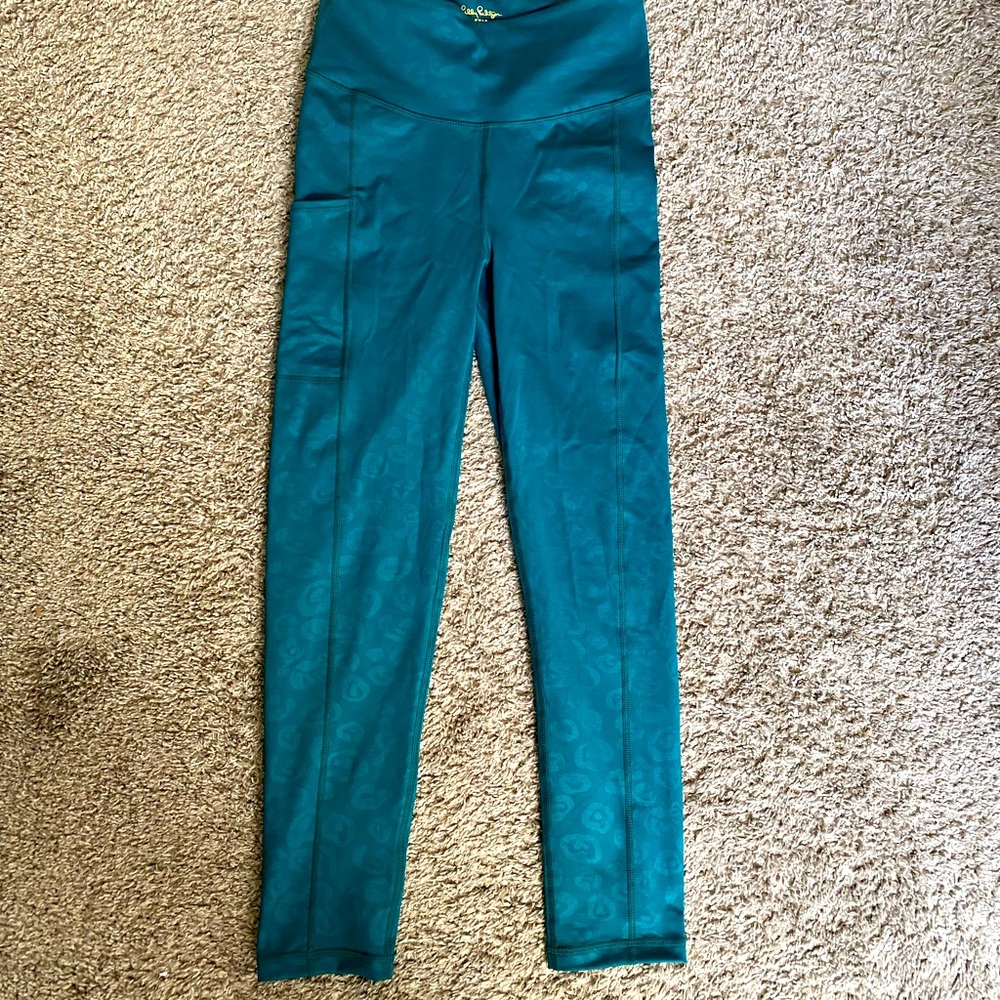 Lilly Pulitzer Luxletic 24" Weekender High-Rise Midi Legging
